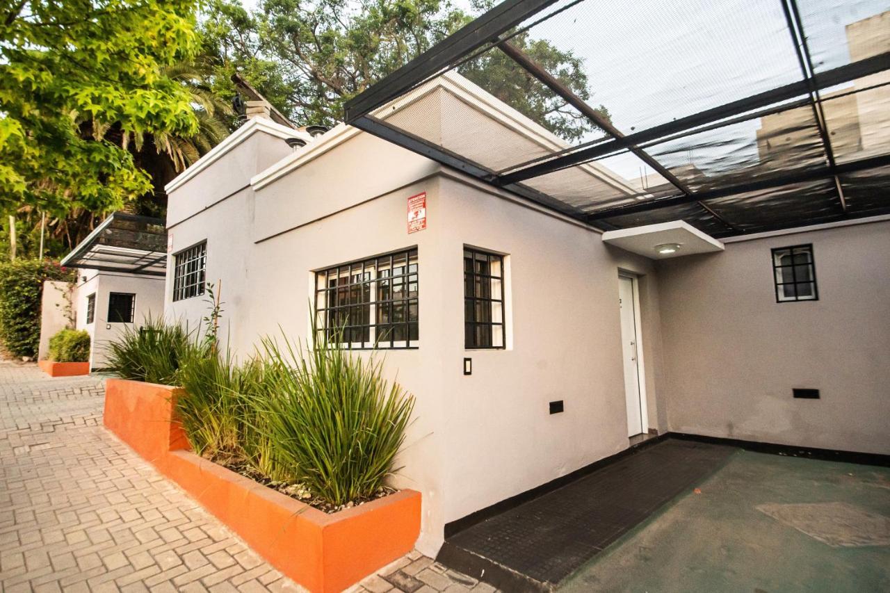 Maktub Departamentos Y Habitaciones Alta Gracia Eksteriør bilde