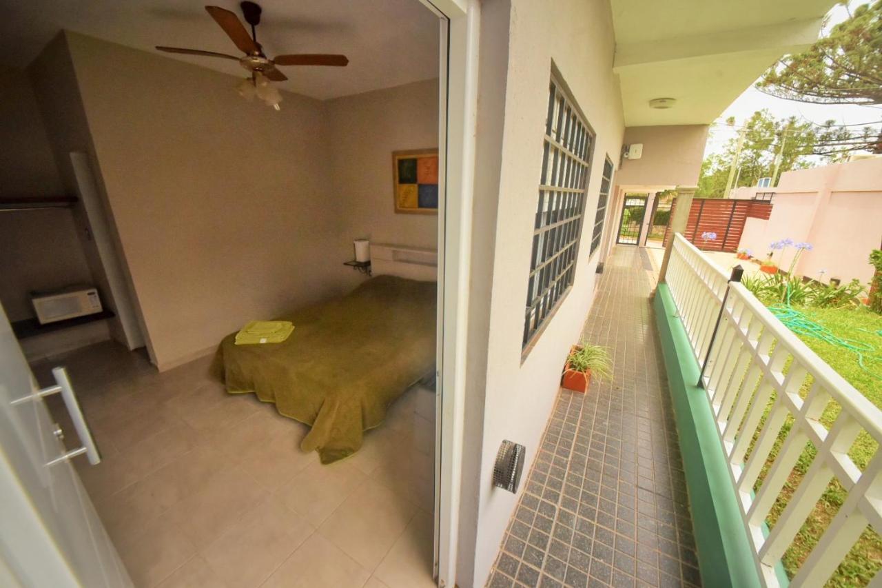 Maktub Departamentos Y Habitaciones Alta Gracia Eksteriør bilde