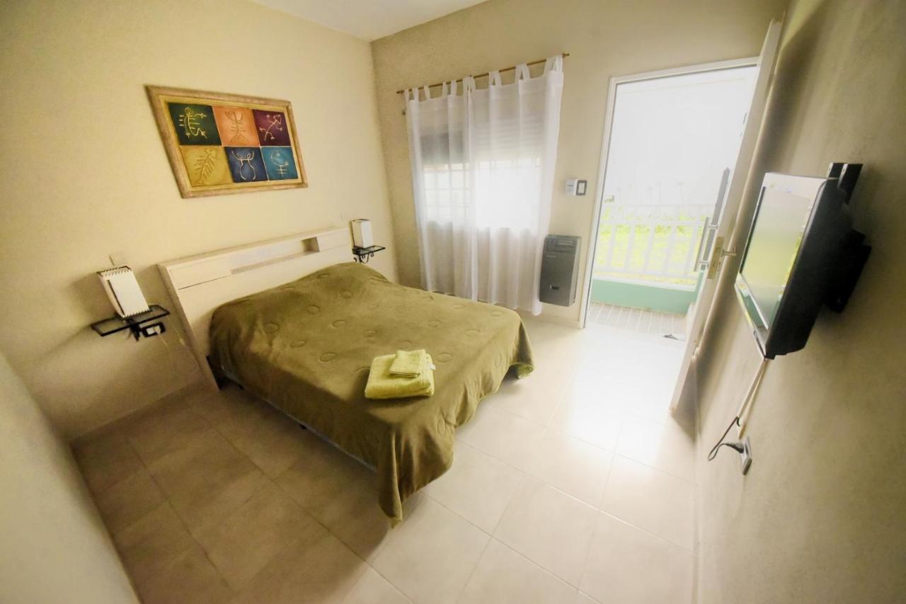 Maktub Departamentos Y Habitaciones Alta Gracia Eksteriør bilde
