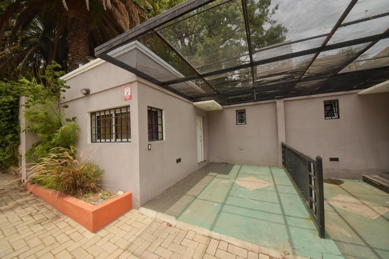 Maktub Departamentos Y Habitaciones Alta Gracia Eksteriør bilde